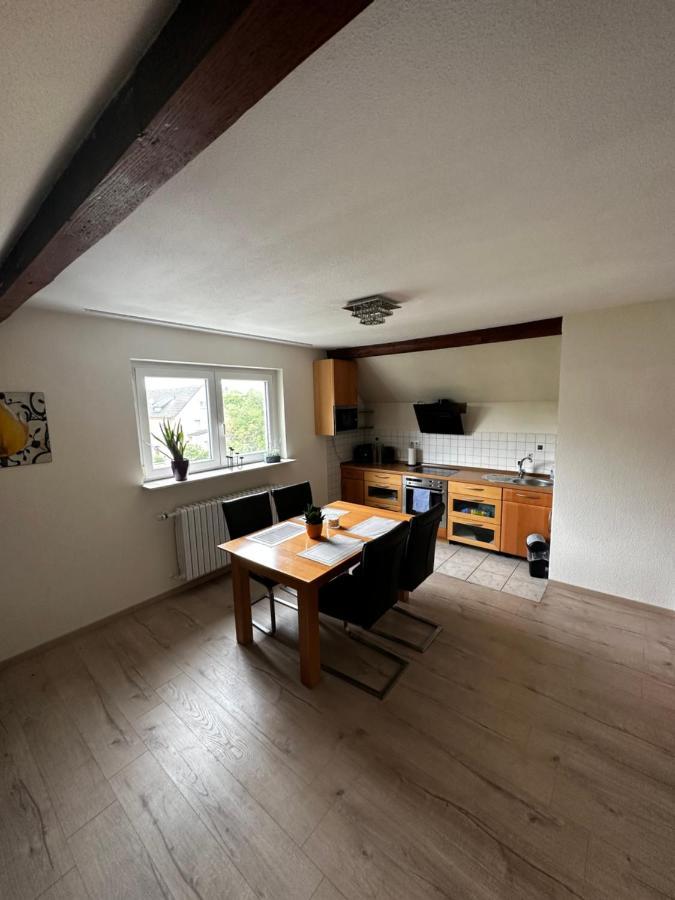 Schoene Ruhige Wohnung In Anliegerstrasse Essen Dış mekan fotoğraf